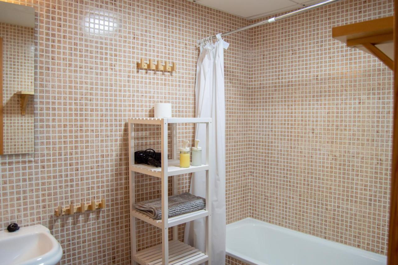Novam Apartament مالقة المظهر الخارجي الصورة